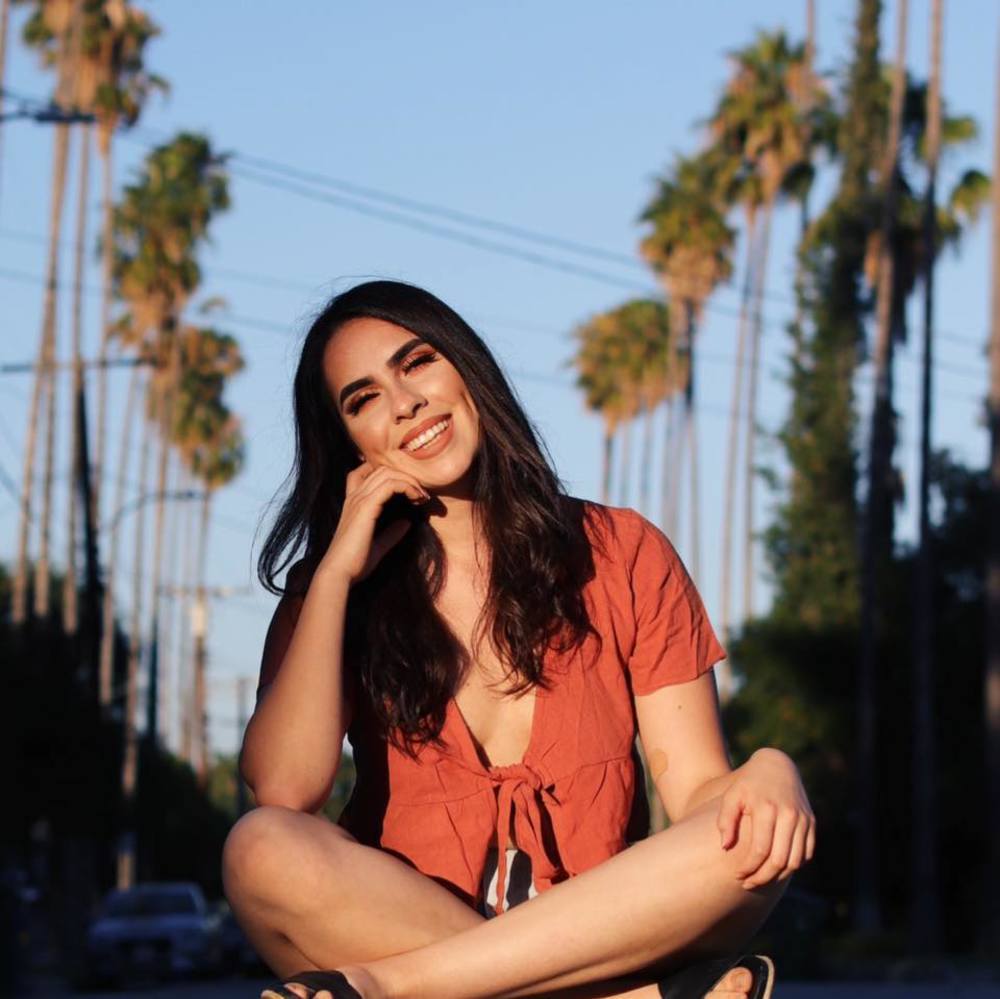 Meet your Posher, Mayra